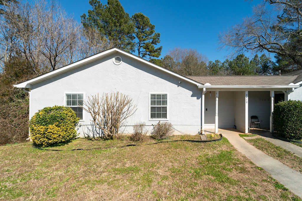 2612 Shore Wood Court Northeast - 2614